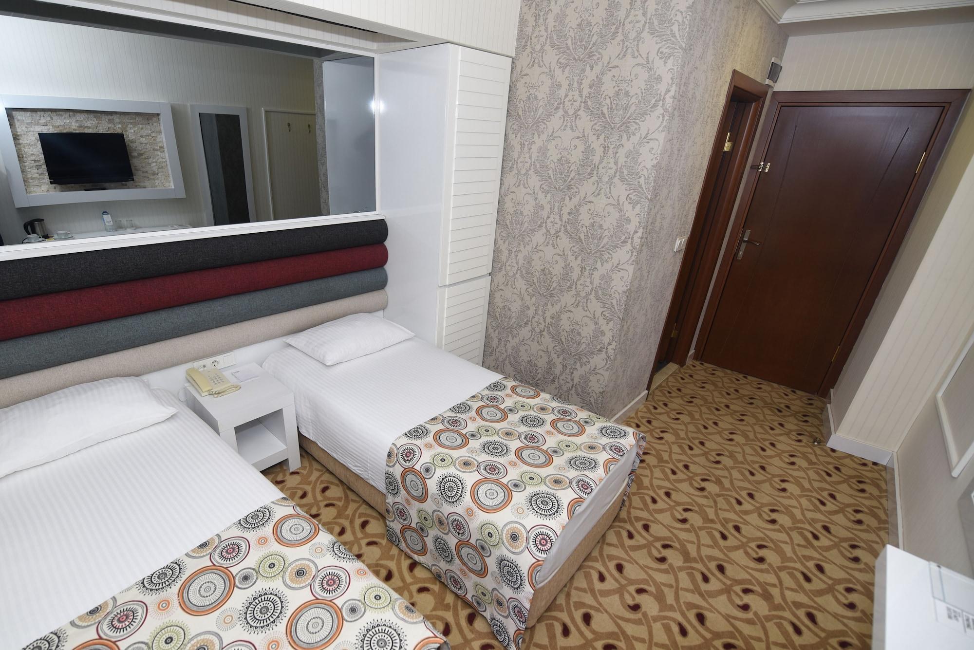 Otel Yat